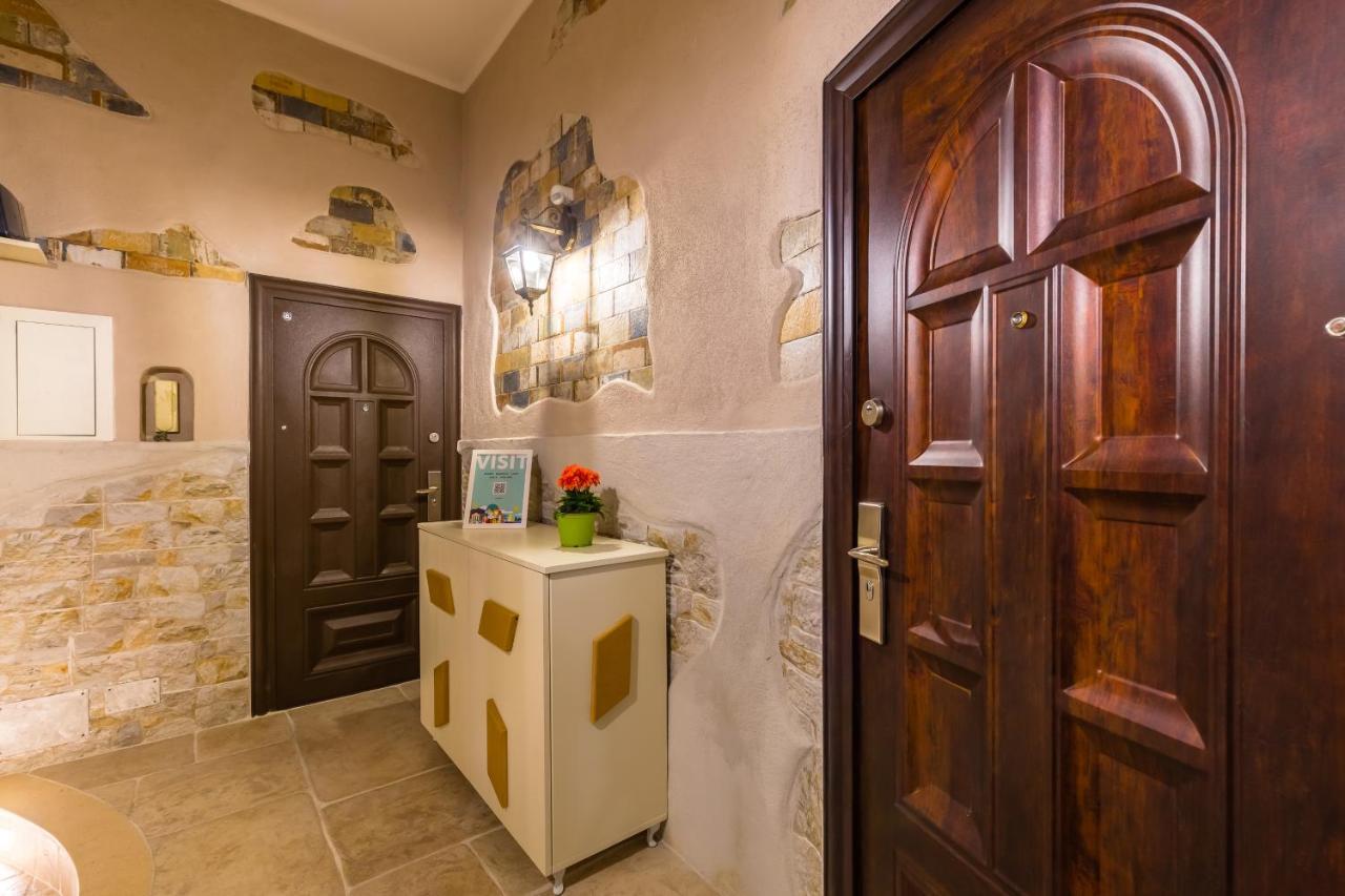 Gelso Complex Studios And Flat By Napoliapartments Dış mekan fotoğraf
