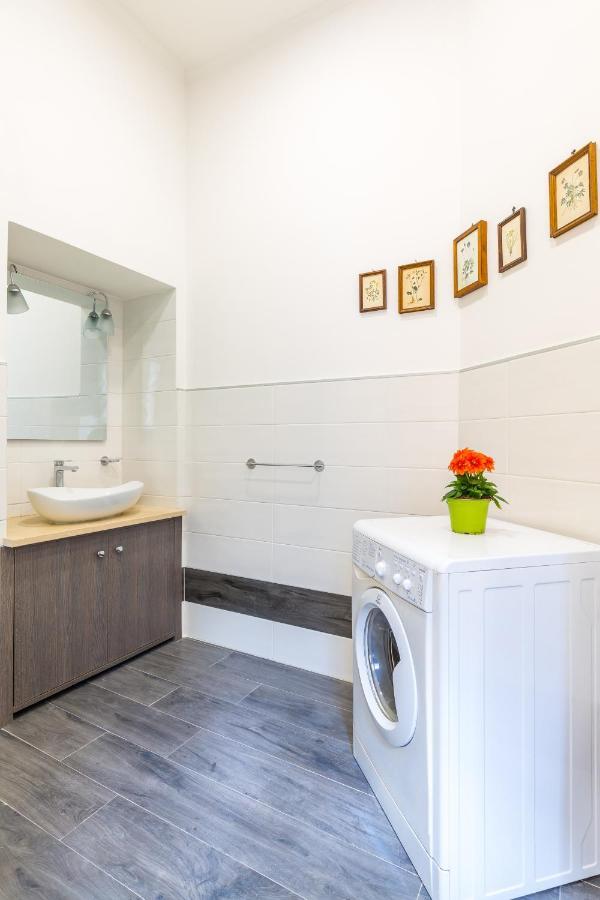 Gelso Complex Studios And Flat By Napoliapartments Dış mekan fotoğraf